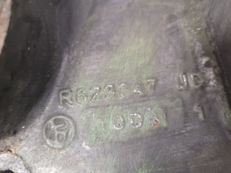 John Deere 6230, 6330, 6430, 7130 Engine Cover R523347 - Motor och reservdelar: bild 5 John Deere 6230, 6330, 6430, 7130 Engine Cover R523347 - Motor och reservdelar: bild 5
