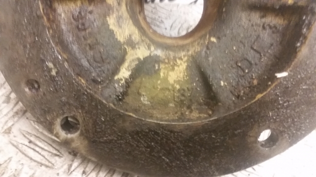 John Deere 6300, 6400, 6100, 6200 Rear Axle Bearing Housing Al76780, L77137 - Bakaxel för Traktor: bild 3 John Deere 6300, 6400, 6100, 6200 Rear Axle Bearing Housing Al76780, L77137 - Bakaxel för Traktor: bild 3
