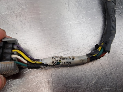 John Deere 6300, 6500, 6600, 7500 Hydraulic Control Panel Re60316, Re213208 - Hytt och interiör: bild 5 John Deere 6300, 6500, 6600, 7500 Hydraulic Control Panel Re60316, Re213208 - Hytt och interiör: bild 5