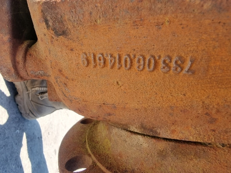 John Deere 6330, 6020, 6030, Front Axle Swivel Housing Rhs L157637, 73306014619 - Framaxel: bild 2 John Deere 6330, 6020, 6030, Front Axle Swivel Housing Rhs L157637, 73306014619 - Framaxel: bild 2
