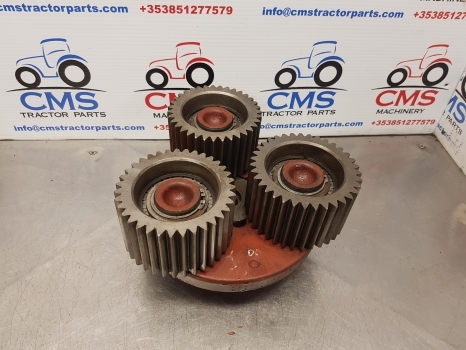 John Deere 6600, 6300, 6400, 6320 Planet Pinion Carrier L172081, L80363, L101243 - Bakaxel för Traktor: bild 1 John Deere 6600, 6300, 6400, 6320 Planet Pinion Carrier L172081, L80363, L101243 - Bakaxel för Traktor: bild 1