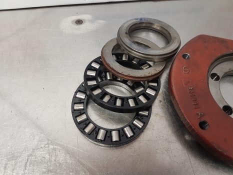 John Deere 6610, 6210, 6310, 6400, Premuim Pinion Bearing Housing L113330 - Bakaxel för Traktor: bild 3 John Deere 6610, 6210, 6310, 6400, Premuim Pinion Bearing Housing L113330 - Bakaxel för Traktor: bild 3