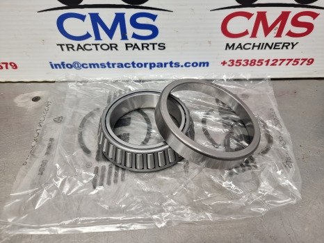 John Deere 6820, 6920, Se 6800 Rear Axle Carrier Bearing Assy Re286515, Jd8954 - Bakaxel: bild 1 John Deere 6820, 6920, Se 6800 Rear Axle Carrier Bearing Assy Re286515, Jd8954 - Bakaxel: bild 1