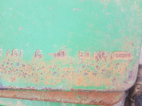John Deere 6m, 6rseries, Front Weight Slice 50kg L38451 - Motvikt: bild 2 John Deere 6m, 6rseries, Front Weight Slice 50kg L38451 - Motvikt: bild 2