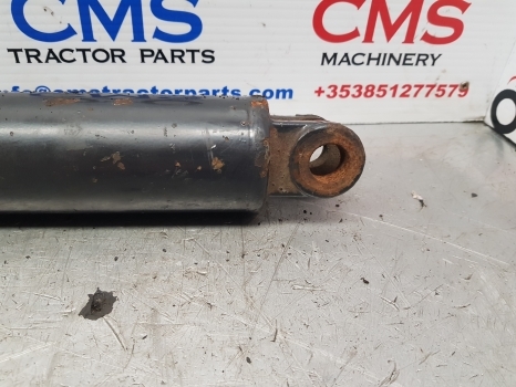 Landini Vision 105 Lift Assist Cylinder Ram 3186443m91, 3314679m1, 3678252m91 - Hydraulcylinder för Traktor: bild 4 Landini Vision 105 Lift Assist Cylinder Ram 3186443m91, 3314679m1, 3678252m91 - Hydraulcylinder för Traktor: bild 4