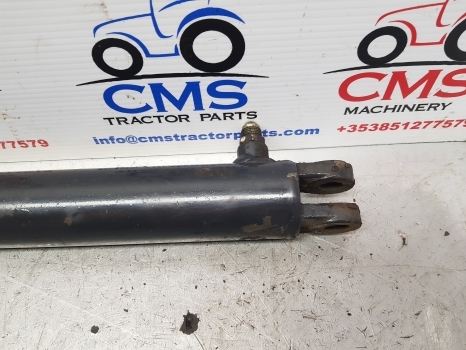 Landini Vision 105 Lift Assist Cylinder Ram Parts 3186443m91, 3314679m1 - Hydraulcylinder för Traktor: bild 3 Landini Vision 105 Lift Assist Cylinder Ram Parts 3186443m91, 3314679m1 - Hydraulcylinder för Traktor: bild 3