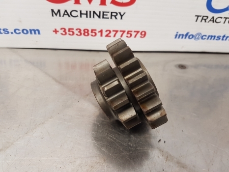 Massey Ferguson 100, 200, 300, 500, 4200 Reverse Idle Gear 13x21 1660919m1 - Växellåda för Traktor: bild 3 Massey Ferguson 100, 200, 300, 500, 4200 Reverse Idle Gear 13x21 1660919m1 - Växellåda för Traktor: bild 3