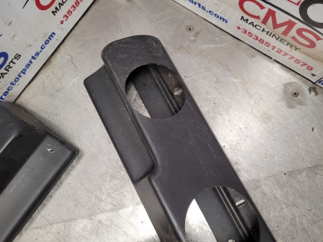Massey Ferguson 4245, 4255, 4355 Cab Air Vent 3806427m3, 3806426m3 - A/C reservdel: bild 4 Massey Ferguson 4245, 4255, 4355 Cab Air Vent 3806427m3, 3806426m3 - A/C reservdel: bild 4
