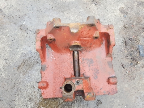 Massey Ferguson 50b, 100, 200, 300, 500 Series Front Axle Casting 1684290m1 - Hub för Grävlastare: bild 1 Massey Ferguson 50b, 100, 200, 300, 500 Series Front Axle Casting 1684290m1 - Hub för Grävlastare: bild 1