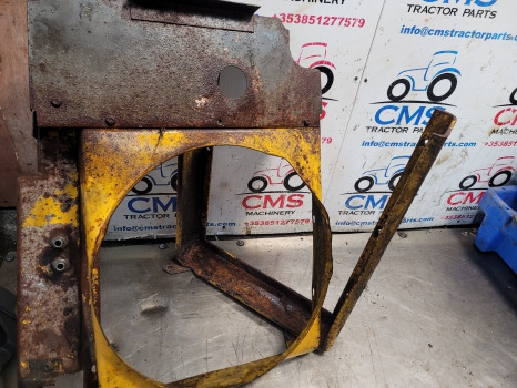 Kylare Massey Ferguson 50b Water Cooling Radiator Cowl Linkage Frame: bild 6