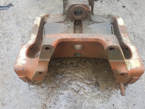 Massey Ferguson 50h, 50hx, Front Axle Casting 3510463m1 - Framaxel för Grävlastare: bild 3 Massey Ferguson 50h, 50hx, Front Axle Casting 3510463m1 - Framaxel för Grävlastare: bild 3