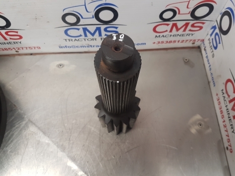 Massey Ferguson 5455 Pinion Planet Rear Axle 3384014m4 - Bakaxel för Traktor: bild 4 Massey Ferguson 5455 Pinion Planet Rear Axle 3384014m4 - Bakaxel för Traktor: bild 4