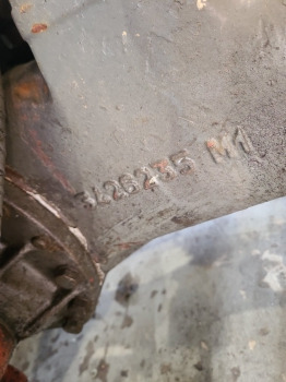 Massey Ferguson 690, 290, 275, 675 Fwd Front Axle Complete 3426235m1, 3426238r1 - Axel och reservdelar: bild 2 Massey Ferguson 690, 290, 275, 675 Fwd Front Axle Complete 3426235m1, 3426238r1 - Axel och reservdelar: bild 2
