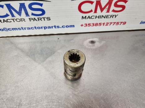 Massey Ferguson 698t, 675, 690, 1004, Steering Coupling 1680354m2 - Styrning: bild 2 Massey Ferguson 698t, 675, 690, 1004, Steering Coupling 1680354m2 - Styrning: bild 2
