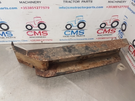 Mccormick Mc115, Case Cx50, Cx70 Mx Maxxum170 Mudguard Support Lhs 246769a3 - Vinge för Traktor: bild 4 Mccormick Mc115, Case Cx50, Cx70 Mx Maxxum170 Mudguard Support Lhs 246769a3 - Vinge för Traktor: bild 4