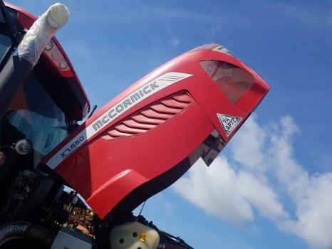 Mccormick X7.650, X7.650 Bonnet 6517478j98, 6519668m94 - Huv för Traktor: bild 3 Mccormick X7.650, X7.650 Bonnet 6517478j98, 6519668m94 - Huv för Traktor: bild 3