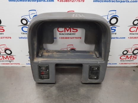 New Holland 6635, T4, Tl, 94 Fiat , Cab Dashboard Panel 82004208 - Hytt och interiör: bild 1 New Holland 6635, T4, Tl, 94 Fiat , Cab Dashboard Panel 82004208 - Hytt och interiör: bild 1