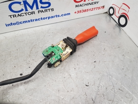 New Holland Case Cobo Ts115a Forward Revere Switch 82034514, 82034516, 010615 - Elektriskt system: bild 5 New Holland Case Cobo Ts115a Forward Revere Switch 82034514, 82034516, 010615 - Elektriskt system: bild 5