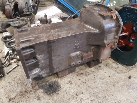 New Holland Fiat Ford L95 Transmission Assy 5166741, 5167174, 47132243, 5172780 - Växellåda för Traktor: bild 1 New Holland Fiat Ford L95 Transmission Assy 5166741, 5167174, 47132243, 5172780 - Växellåda för Traktor: bild 1