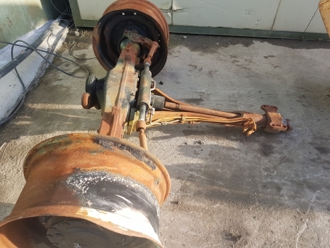 New Holland T5.120 Front Axle 47657847, 47657849, 47800158, 47525228, 47805051 - Framaxel: bild 5 New Holland T5.120 Front Axle 47657847, 47657849, 47800158, 47525228, 47805051 - Framaxel: bild 5