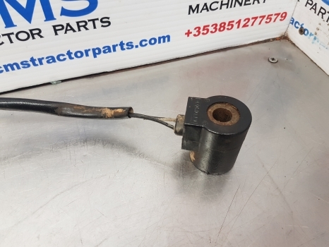 New Holland T5.95, T5, T4.t5000, Case Jxu Solenoid, Coil 87681748 - Elektriskt system för Lantbruksmaskiner: bild 2 New Holland T5.95, T5, T4.t5000, Case Jxu Solenoid, Coil 87681748 - Elektriskt system för Lantbruksmaskiner: bild 2