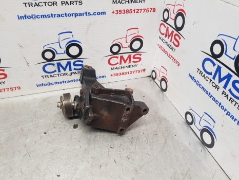 New Holland T6, T6000, T7.200 Case Air Conditioning Compressor Bracket 84221441 - A/C kompressor för Traktor: bild 1 New Holland T6, T6000, T7.200 Case Air Conditioning Compressor Bracket 84221441 - A/C kompressor för Traktor: bild 1