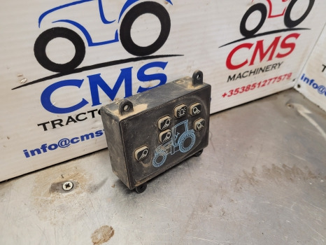 New Holland T6, T6000, T7000, T7 T6070 Plus Work Light Control Module 87662840 - Elektriskt system: bild 2 New Holland T6, T6000, T7000, T7 T6070 Plus Work Light Control Module 87662840 - Elektriskt system: bild 2
