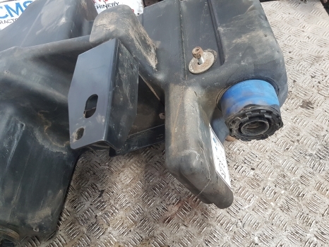 New Holland T7.200 Adblue Tank 84260592 - AdBlue tank för Traktor: bild 5 New Holland T7.200 Adblue Tank 84260592 - AdBlue tank för Traktor: bild 5