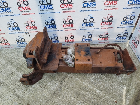 New Holland T7.270, T7, Case Puma, T7.260 Pick Up Hitch Complete 48028709 - Ram/ Chassi: bild 1 New Holland T7.270, T7, Case Puma, T7.260 Pick Up Hitch Complete 48028709 - Ram/ Chassi: bild 1