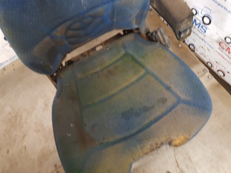 New Holland T7030, T7000, T7040, T7050, Driver Seat Assy Parts Only 87646744 - Säte för Lantbruksmaskiner: bild 3 New Holland T7030, T7000, T7040, T7050, Driver Seat Assy Parts Only 87646744 - Säte för Lantbruksmaskiner: bild 3