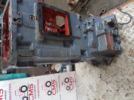 New Holland Tm, 60 Transmission Housing 5164693, 5181429, 5183646, 47125543 - Växellåda: bild 4 New Holland Tm, 60 Transmission Housing 5164693, 5181429, 5183646, 47125543 - Växellåda: bild 4