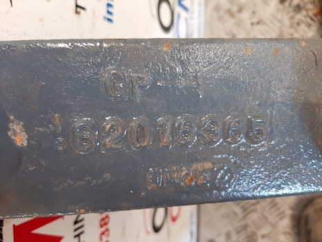 New Holland Tm Series Tm120 Weight Support Carrier 82016365, 82016366, 82030411 - Motvikt för Traktor: bild 4 New Holland Tm Series Tm120 Weight Support Carrier 82016365, 82016366, 82030411 - Motvikt för Traktor: bild 4