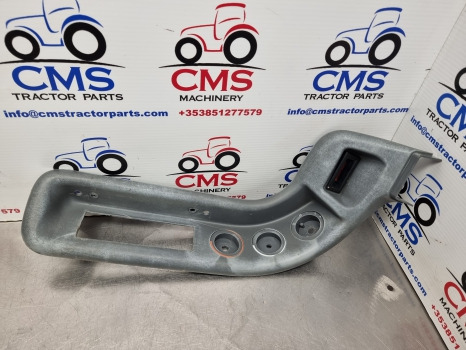 New Holland Ts115, Tm115, Tm125, Ts90 Air Conditioning Panel 82011639, 82034494 - Hytt och interiör: bild 1 New Holland Ts115, Tm115, Tm125, Ts90 Air Conditioning Panel 82011639, 82034494 - Hytt och interiör: bild 1