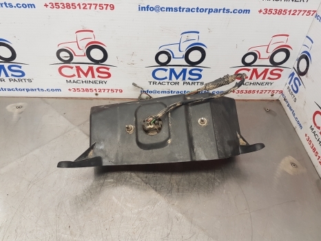 New Holland Ts115a Left Rear Light 82037619, 87747247 - Bakljus för Traktor: bild 3 New Holland Ts115a Left Rear Light 82037619, 87747247 - Bakljus för Traktor: bild 3