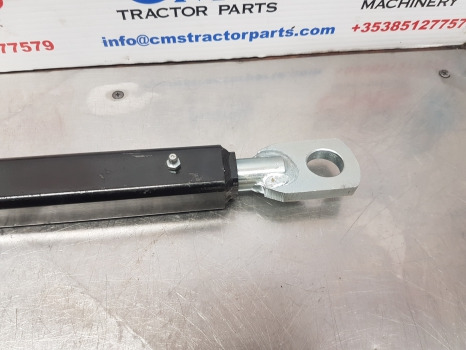 New Holland Tm, 60, Fiat M Series Lift Rod Assembly 82014061, 82028081, 82014062 - Reservdelar för Traktor: bild 2 New Holland Tm, 60, Fiat M Series Lift Rod Assembly 82014061, 82028081, 82014062 - Reservdelar för Traktor: bild 2