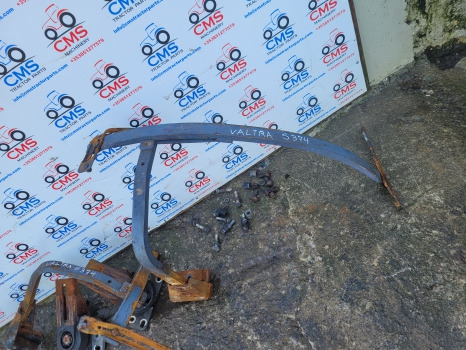 Valtra S374 Front Mudguard Bracket Kit 3909406m91, 3909405m91 - Vinge: bild 2 Valtra S374 Front Mudguard Bracket Kit 3909406m91, 3909405m91 - Vinge: bild 2