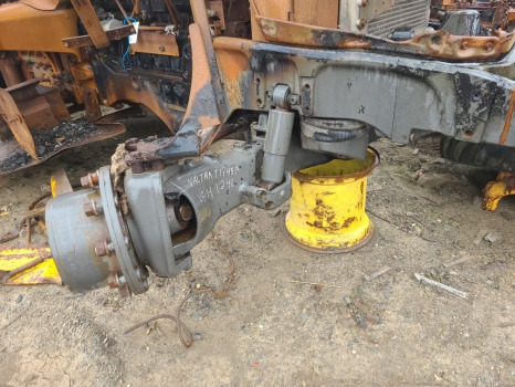 Valtra T174ea Front axle bevel gear - Framaxel för Lantbruksmaskiner: bild 1 Valtra T174ea Front axle bevel gear - Framaxel för Lantbruksmaskiner: bild 1