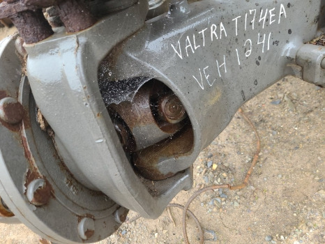 Valtra T174ea Front axle hub rhs complete - Framaxel för Lantbruksmaskiner: bild 3 Valtra T174ea Front axle hub rhs complete - Framaxel för Lantbruksmaskiner: bild 3