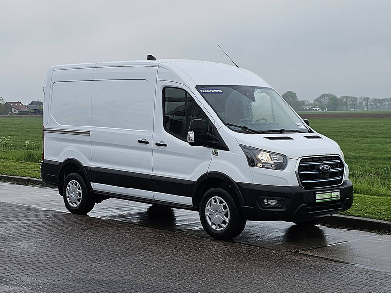Ford E-Transit L2H2 68KWH Navi ! - Skåpbil, El transportbil: bild 4 Ford E-Transit L2H2 68KWH Navi ! - Skåpbil, El transportbil: bild 4