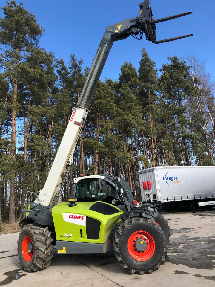 CLAAS SCORPION 7055 Varipower, Klima, Zaczep hydr,Centr smar,z Francji - Teleskoplastar: bild 3 CLAAS SCORPION 7055 Varipower, Klima, Zaczep hydr,Centr smar,z Francji - Teleskoplastar: bild 3