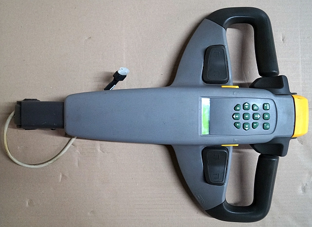 Atlet 078959 | Tiller Head ref 118497/B from Atlet PLP200N year 2008 - Elektriskt system för Materialhanteringsutrustning: bild 1 Atlet 078959 | Tiller Head ref 118497/B from Atlet PLP200N year 2008 - Elektriskt system för Materialhanteringsutrustning: bild 1
