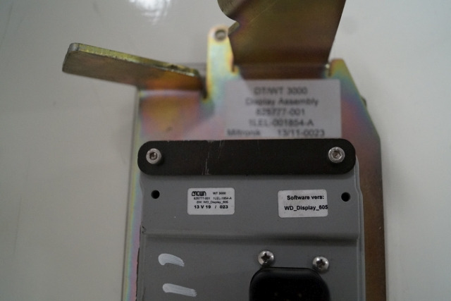 Crown 825777-001 | DT/WT 3000 Display ASSEMBLY 825777-001 1LEL-001854-A Mitronik DT/WT 3000 Display ASSEMBLY 825777-001 1LEL-001854-A Mitronik 13/11-0023 - Instrumentbräda för Materialhanteringsutrustning: bild 4 Crown 825777-001 | DT/WT 3000 Display ASSEMBLY 825777-001 1LEL-001854-A Mitronik DT/WT 3000 Display ASSEMBLY 825777-001 1LEL-001854-A Mitronik 13/11-0023 - Instrumentbräda för Materialhanteringsutrustning: bild 4