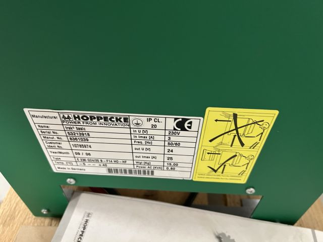 Hoppecke 8361039 | Trak Basic 24V25A sn. 53213918 Year 2009 80A Rema battery con Trak Basic 24V25A sn. 53213918 Year 2009 80A Rema battery connector - Batteri för Materialhanteringsutrustning: bild 2 Hoppecke 8361039 | Trak Basic 24V25A sn. 53213918 Year 2009 80A Rema battery con Trak Basic 24V25A sn. 53213918 Year 2009 80A Rema battery connector - Batteri för Materialhanteringsutrustning: bild 2
