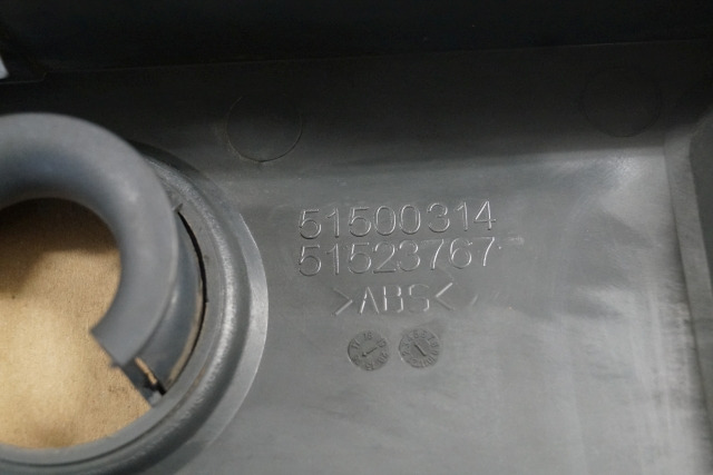 Jungheinrich 51500314 | bonnet including contact key and battery/hour indicator - Ram/ Chassi för Materialhanteringsutrustning: bild 3 Jungheinrich 51500314 | bonnet including contact key and battery/hour indicator - Ram/ Chassi för Materialhanteringsutrustning: bild 3