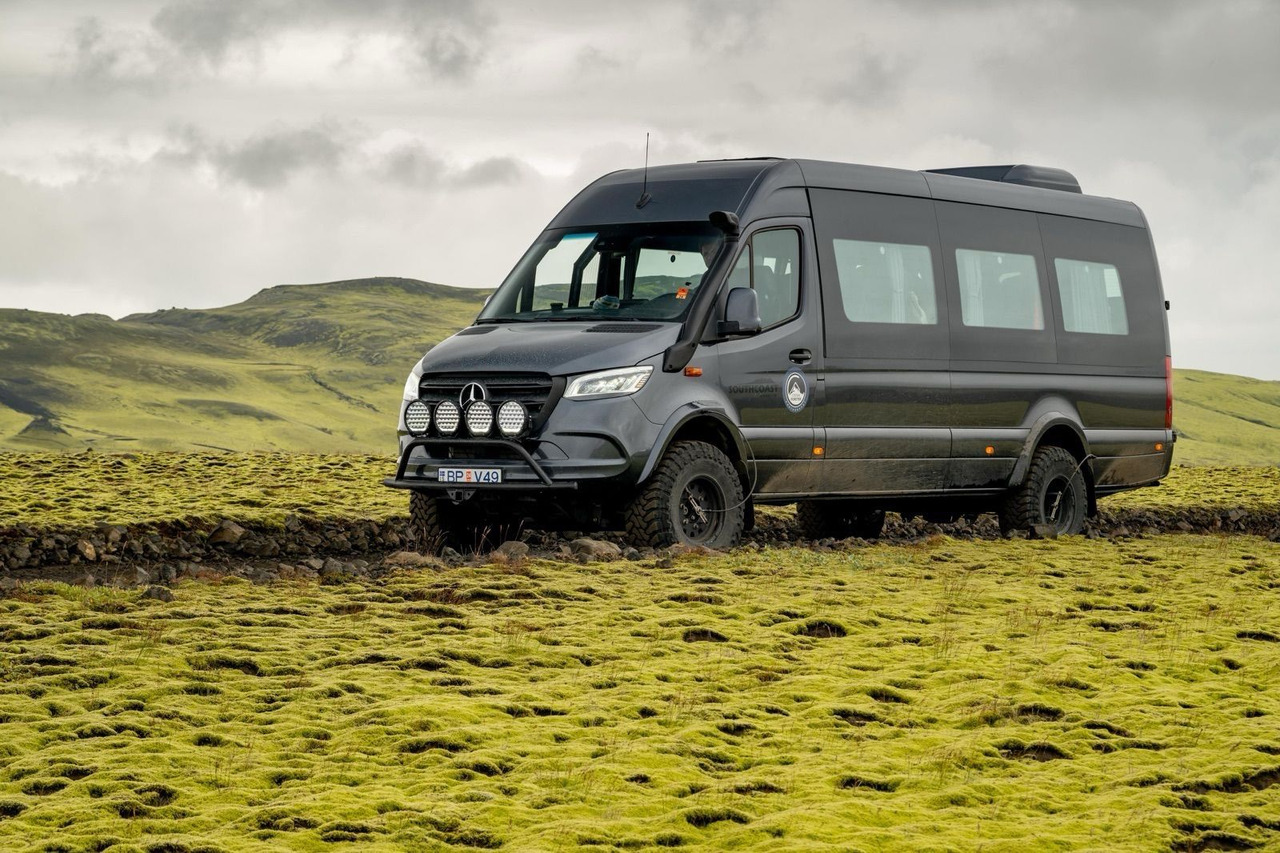 Mercedes-Benz Sprinter 519 AWD 4x4 TOURIST / 21 to 24 Seats - Minibuss, Persontransport: bild 1 Mercedes-Benz Sprinter 519 AWD 4x4 TOURIST / 21 to 24 Seats - Minibuss, Persontransport: bild 1