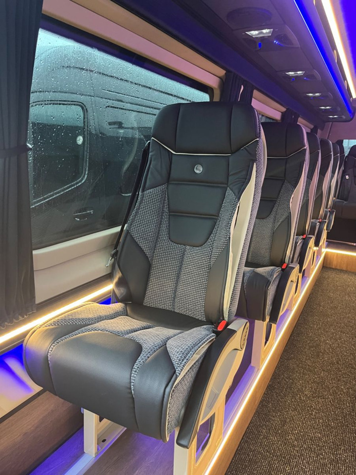 Mercedes-Benz Sprinter 519 AWD 4x4 TOURIST / 21 to 24 Seats - Minibuss, Persontransport: bild 5 Mercedes-Benz Sprinter 519 AWD 4x4 TOURIST / 21 to 24 Seats - Minibuss, Persontransport: bild 5