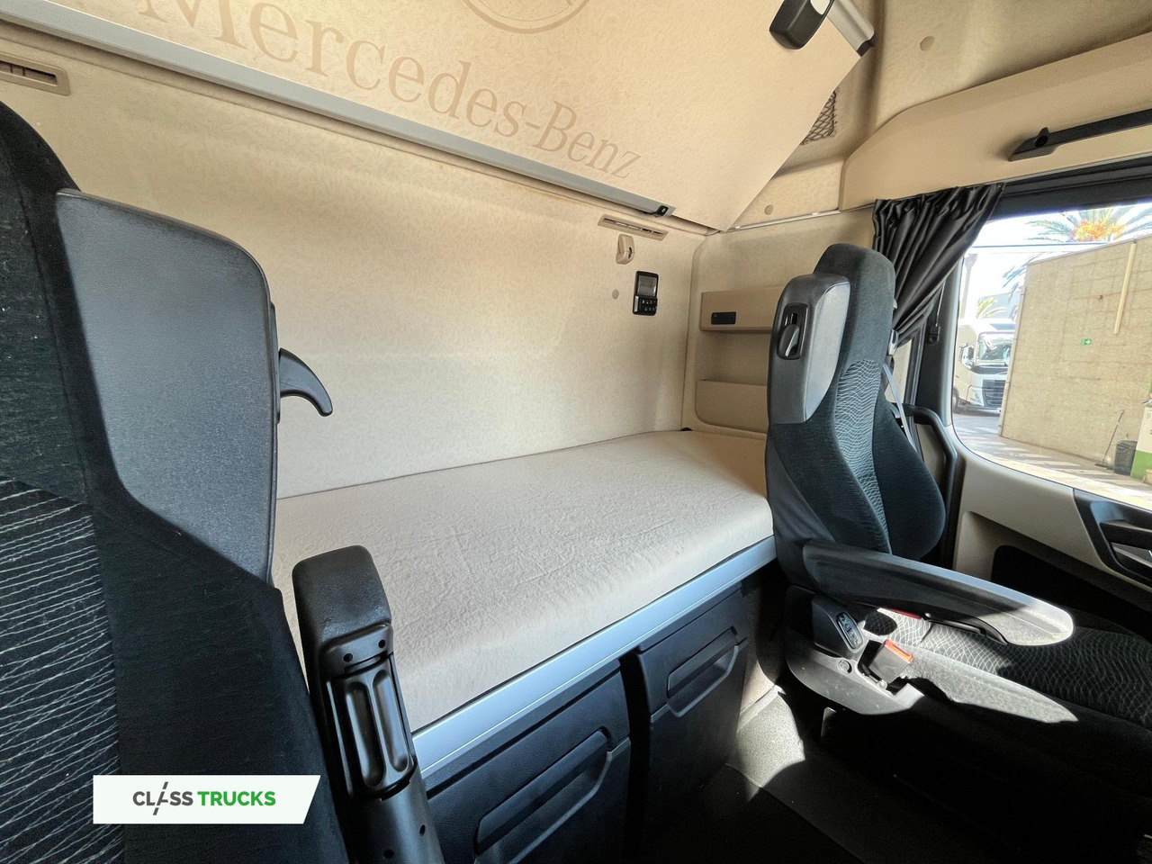 Dragbil Mercedes-Benz Actros 5 1845 BigSpace: bild 12