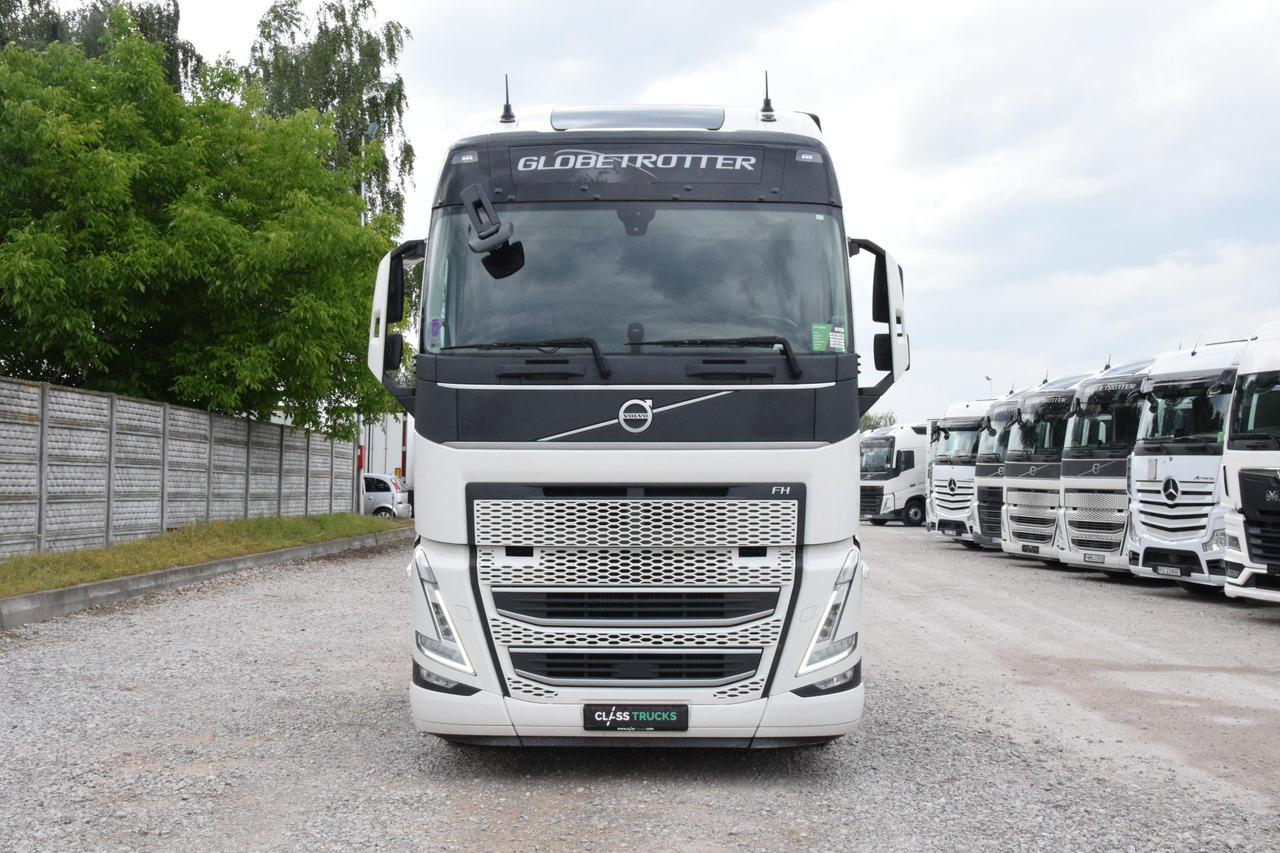 Volvo FH 460 Globetrotter XL i-Save Side Skirts - Dragbil: bild 2 Volvo FH 460 Globetrotter XL i-Save Side Skirts - Dragbil: bild 2