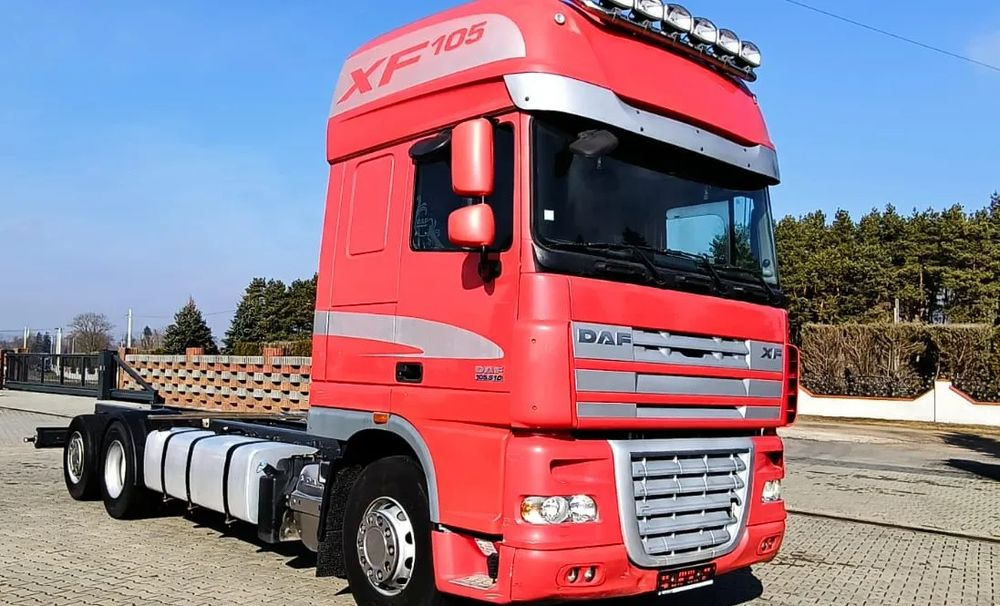 DAF XF510 /SKRĘTNA PODNOSZONA OŚ/6X2 - Chassi lastbil: bild 1 DAF XF510 /SKRĘTNA PODNOSZONA OŚ/6X2 - Chassi lastbil: bild 1