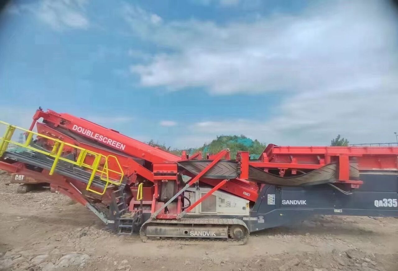 Sandvik QI442 Tracked Impact Crusher+QA335 Tracked Screen - Mobilt krossverk: bild 1 Sandvik QI442 Tracked Impact Crusher+QA335 Tracked Screen - Mobilt krossverk: bild 1